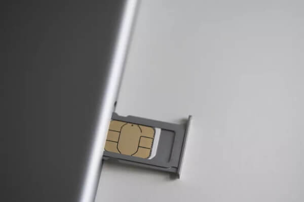 check unlock status iPhone through sim card