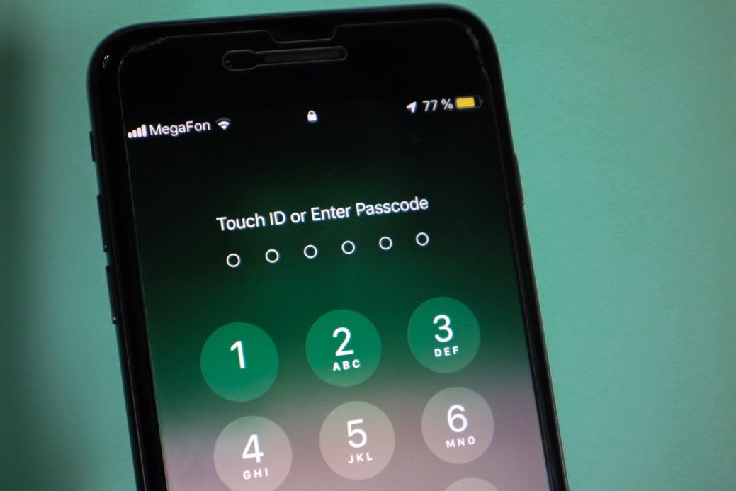 what program helps me bypass iphone password lock screen