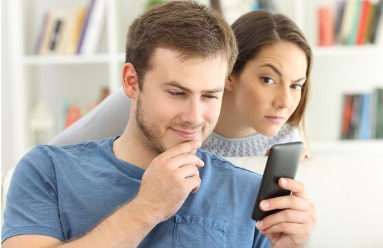 How to Tell If someone is Spying on My Phone