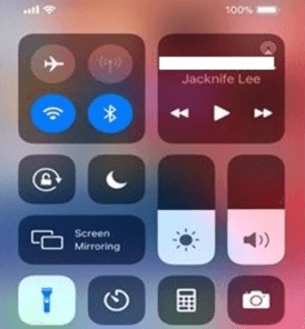 turn off flashlight from control pannel